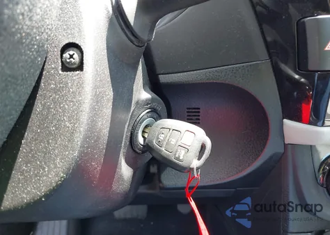 2015 Toyota Corolla Le z USA, uszkodzony, nr VIN 2T1BURHE7FC371575